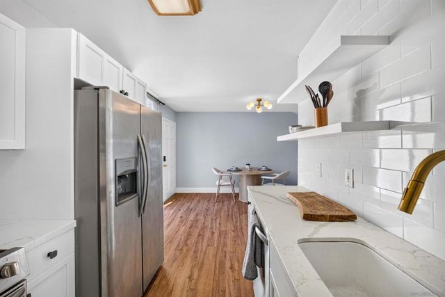 2850 Reynard Way 23, San Diego, CA 92103