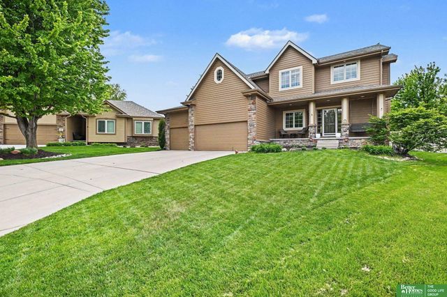 7422 S 198th Circle, Gretna, NE 68028