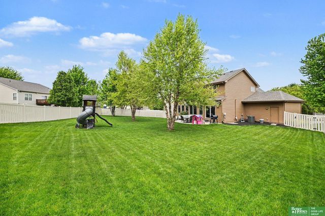 7422 S 198th Circle, Gretna, NE 68028