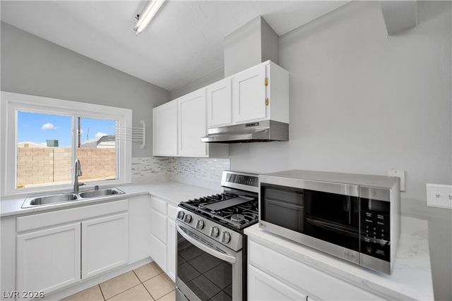 6862 Tiffollo Lane, Las Vegas, NV 89156