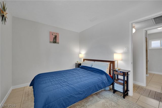 6862 Tiffollo Lane, Las Vegas, NV 89156