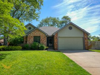 1583 Weymouth Street, West Bloomfield Twp, MI 48324