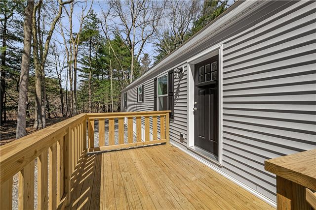 7 Hidea Way, Coventry, RI 02816