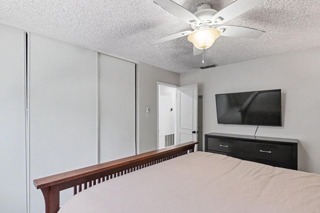 6373 Navion Dr, Citrus Heights, CA 95621