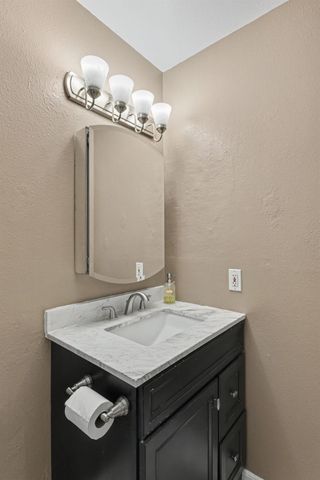 6373 Navion Dr, Citrus Heights, CA 95621