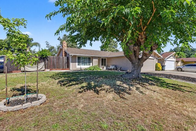 6373 Navion Dr, Citrus Heights, CA 95621