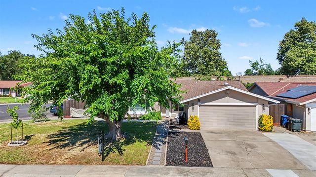 6373 Navion Dr, Citrus Heights, CA 95621