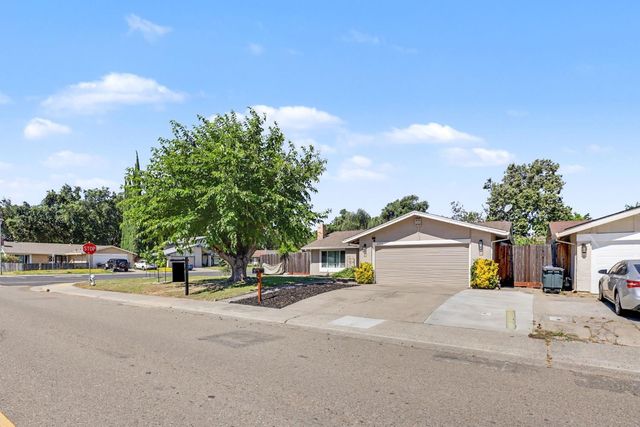 6373 Navion Dr, Citrus Heights, CA 95621