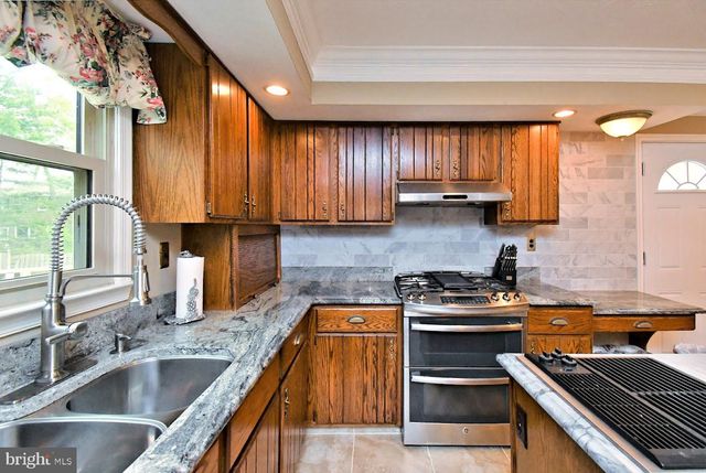 695 FRIAR DR, Yardley, PA 19067