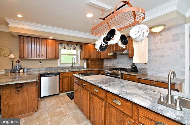 695 FRIAR DR, Yardley, PA 19067