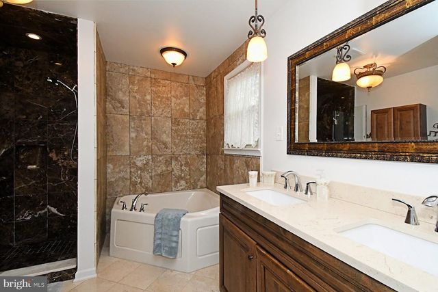 695 FRIAR DR, Yardley, PA 19067