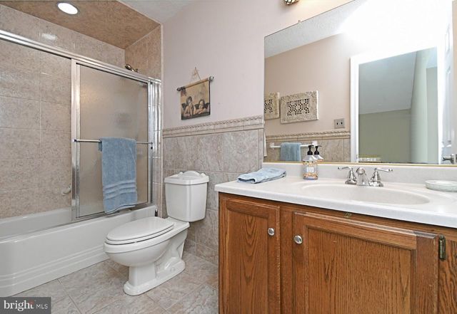 695 FRIAR DR, Yardley, PA 19067