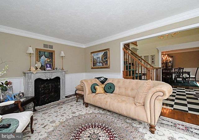 695 FRIAR DR, Yardley, PA 19067