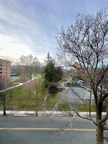 2 Windsor Terrace 4C, White Plains, NY 10601