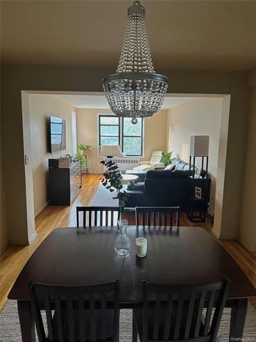 2 Windsor Terrace 4C, White Plains, NY 10601