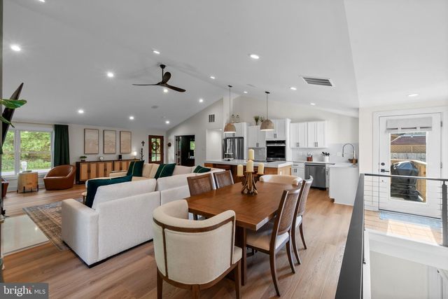 428 ROYAL BEACH RD, Pasadena, MD 21122