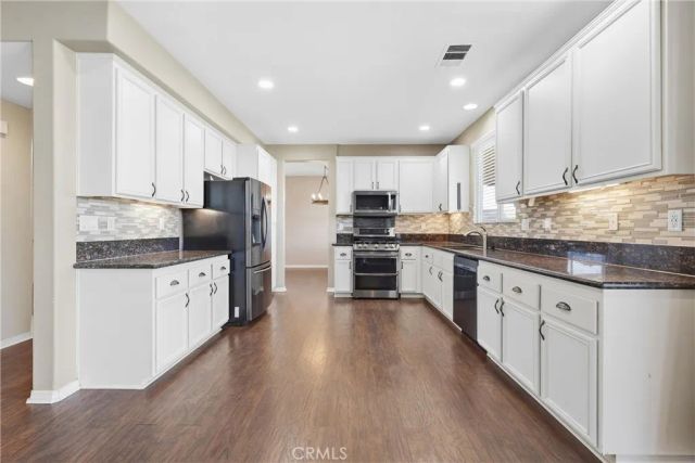 2430 Newberry Street, Rosamond, CA 93560