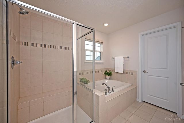 2977 Nighthawk Court, Mason, OH 45040
