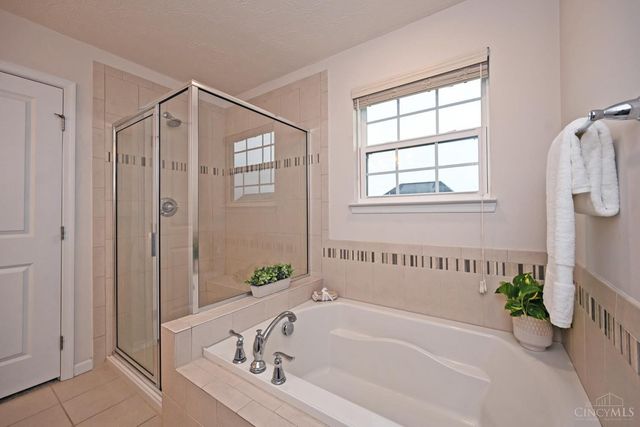 2977 Nighthawk Court, Mason, OH 45040