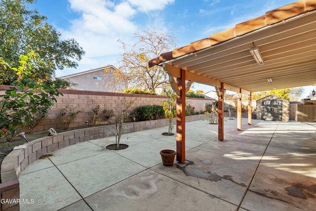 44103 Sundance Court, Lancaster, CA 93535