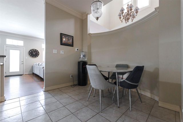 20 Stalynn Lane, Houston, TX 77027