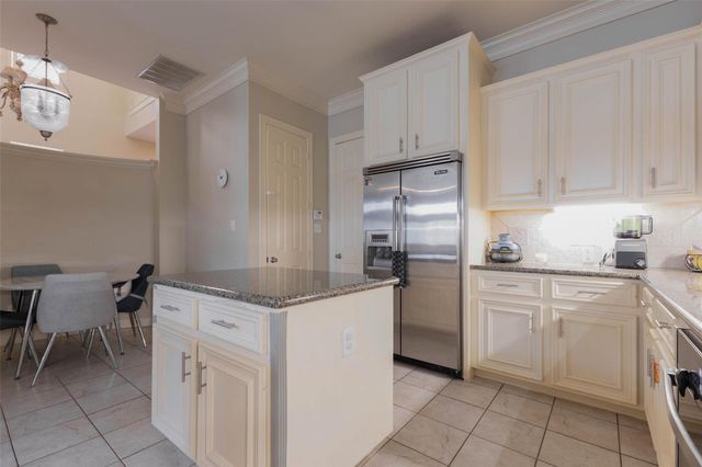 20 Stalynn Lane, Houston, TX 77027