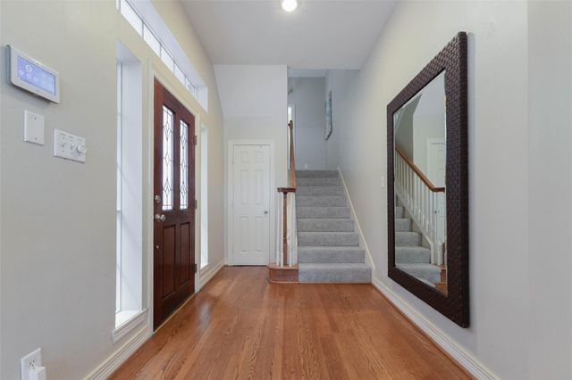 20 Stalynn Lane, Houston, TX 77027