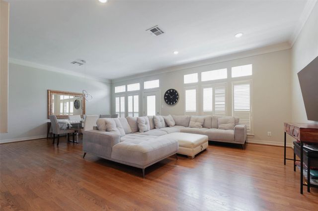 20 Stalynn Lane, Houston, TX 77027
