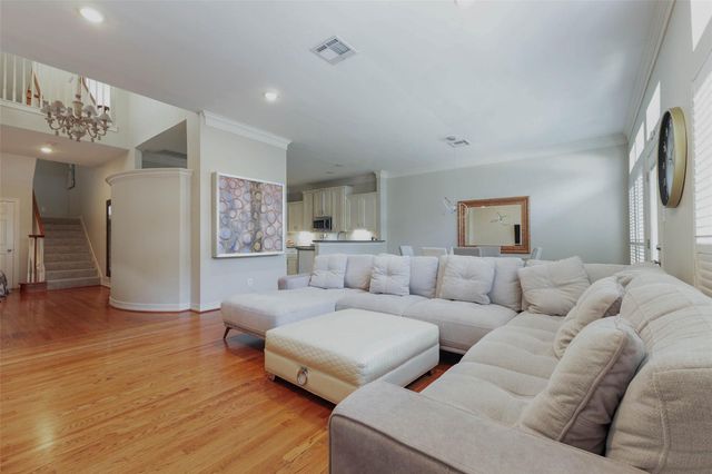 20 Stalynn Lane, Houston, TX 77027