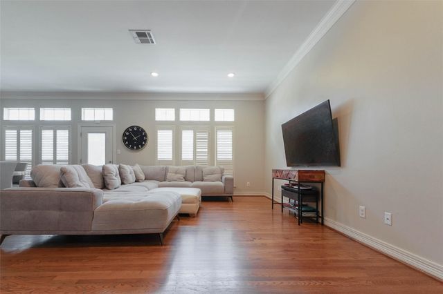 20 Stalynn Lane, Houston, TX 77027