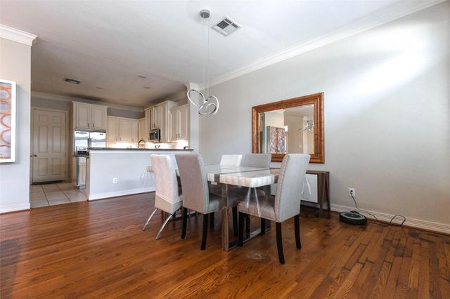 20 Stalynn Lane, Houston, TX 77027