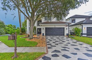 10848 Tamoron Lane, Boca Raton, FL 33498