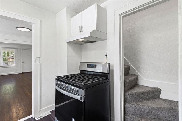 7000 Indiana Avenue, Kansas City, MO 64132