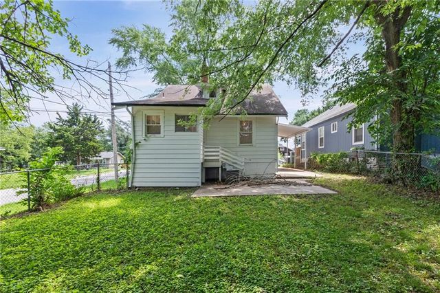 7000 Indiana Avenue, Kansas City, MO 64132