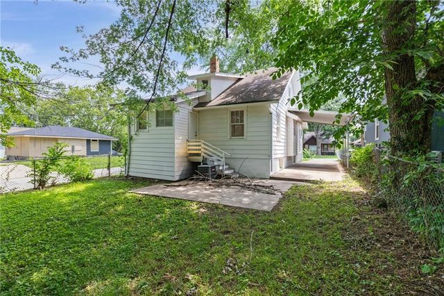 7000 Indiana Avenue, Kansas City, MO 64132