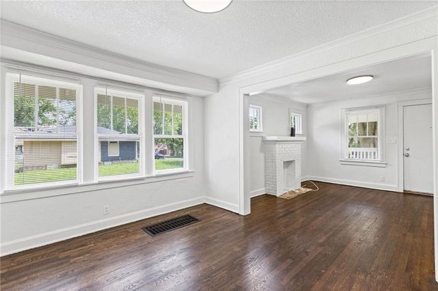 7000 Indiana Avenue, Kansas City, MO 64132