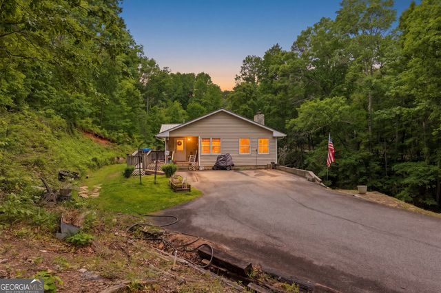 169 N Pinecrest Road, Toccoa, GA 30577