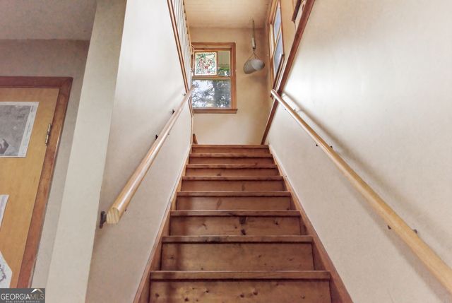 169 N Pinecrest Road, Toccoa, GA 30577