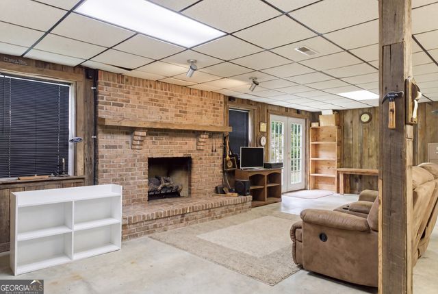 169 N Pinecrest Road, Toccoa, GA 30577