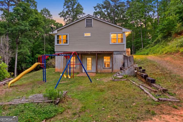 169 N Pinecrest Road, Toccoa, GA 30577