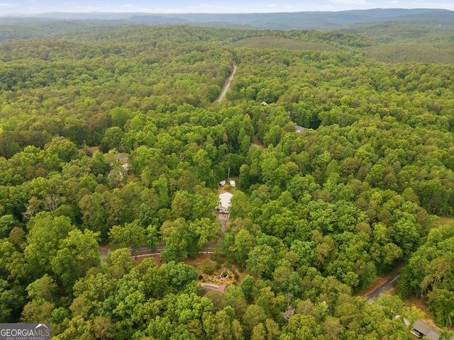 169 N Pinecrest Road, Toccoa, GA 30577