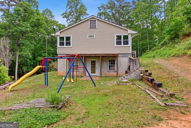 169 N Pinecrest Road, Toccoa, GA 30577