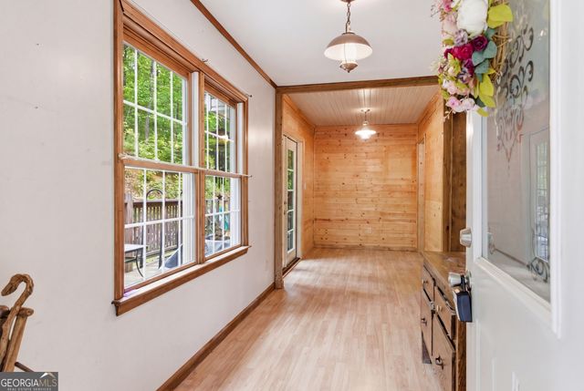 169 N Pinecrest Road, Toccoa, GA 30577
