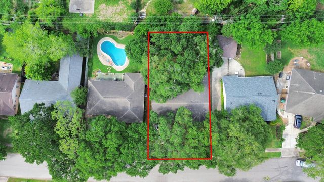 5010 Creekbend Drive, Houston, TX 77035