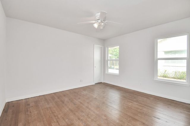5010 Creekbend Drive, Houston, TX 77035