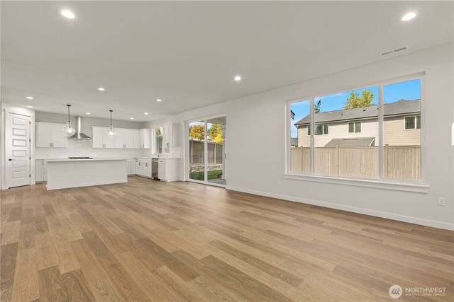 19461 116th Street Ct E, Bonney Lake, WA 98391