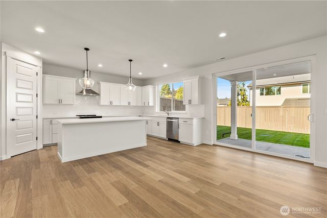 19461 116th Street Ct E, Bonney Lake, WA 98391