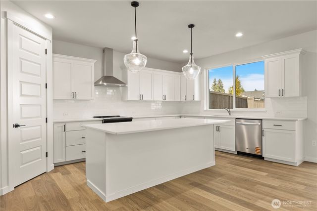 19461 116th Street Ct E, Bonney Lake, WA 98391