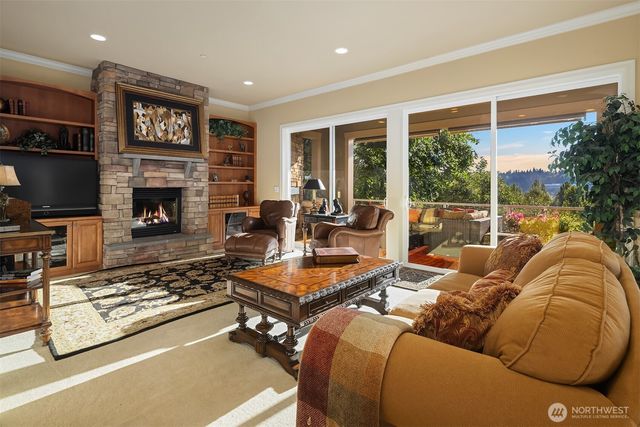 15335 NE 106th Court, Redmond, WA 98052