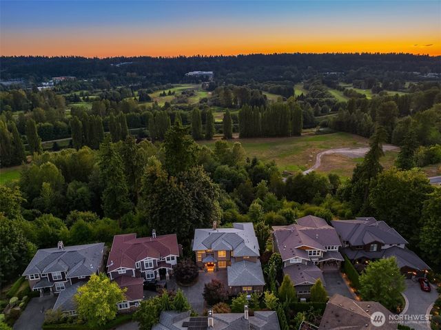 15335 NE 106th Court, Redmond, WA 98052